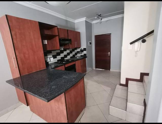 2 BEDROOM PROPERTY TO RENT IN EASTLEIGH RIDGE